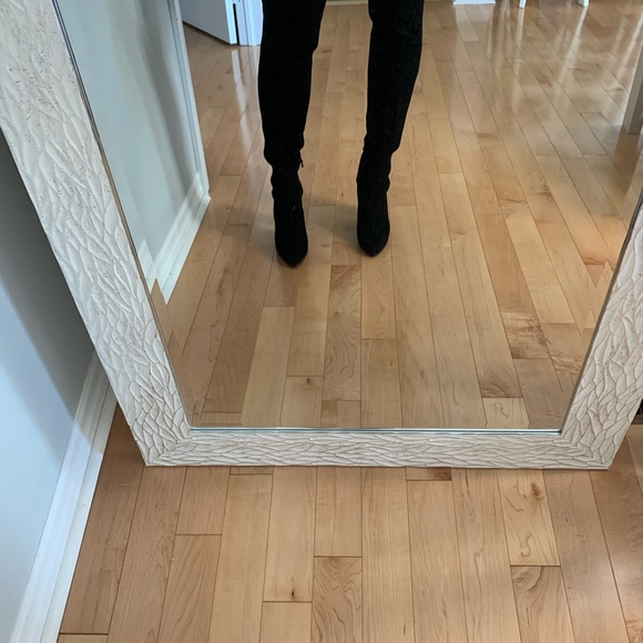 Stuart Weitzman boots - Picture 2 of 7